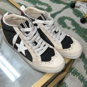 SHUSHOP NEVER WORN !!!! Sz 7.5